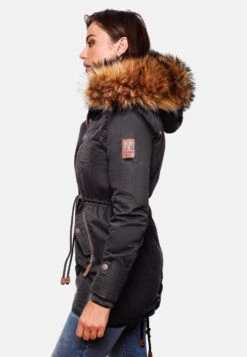 Marikoo Viva- Winterjas - Black 12 Marikoo Viva- Winterjas - Black -Mooie Dames Jas cb4657c4df414bda8a197c3e073984e7