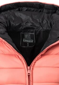 Marikoo Lucy - Winterjas - Coral 16 Marikoo Lucy - Winterjas - Coral -Mooie Dames Jas d1ade5fd79da4c6dab2f427a3c31ef9b